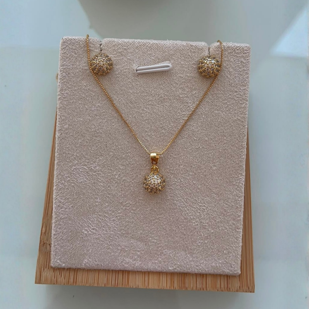 Conjunto Bolinhas Douradas - Imagem 2