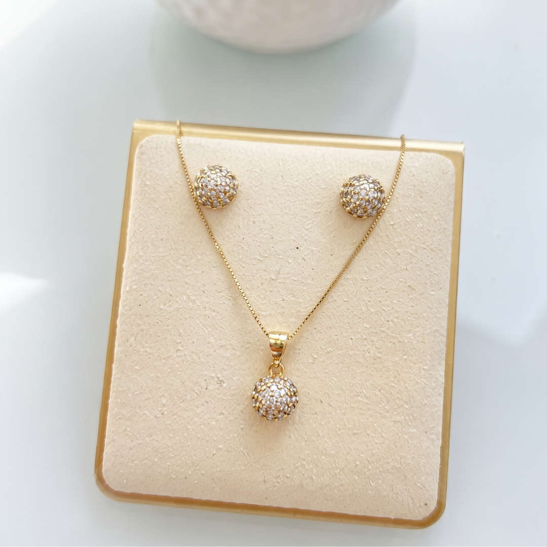 Conjunto Bolinhas Douradas